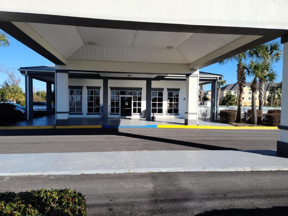 Hotel Baymont By Wyndham Marianna Exterior foto