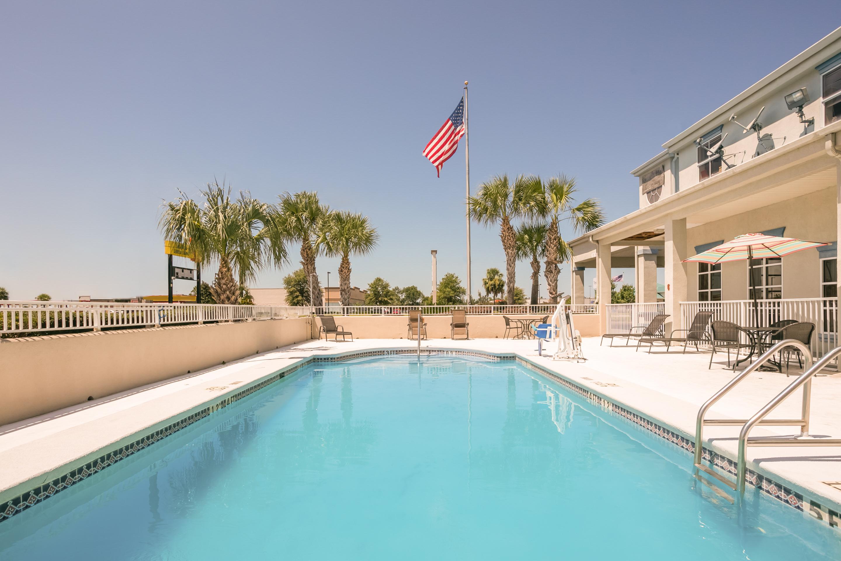 Hotel Baymont By Wyndham Marianna Exterior foto