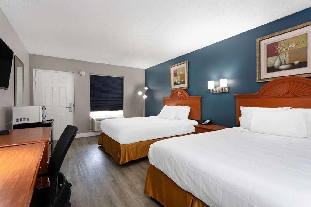 Hotel Baymont By Wyndham Marianna Habitación foto