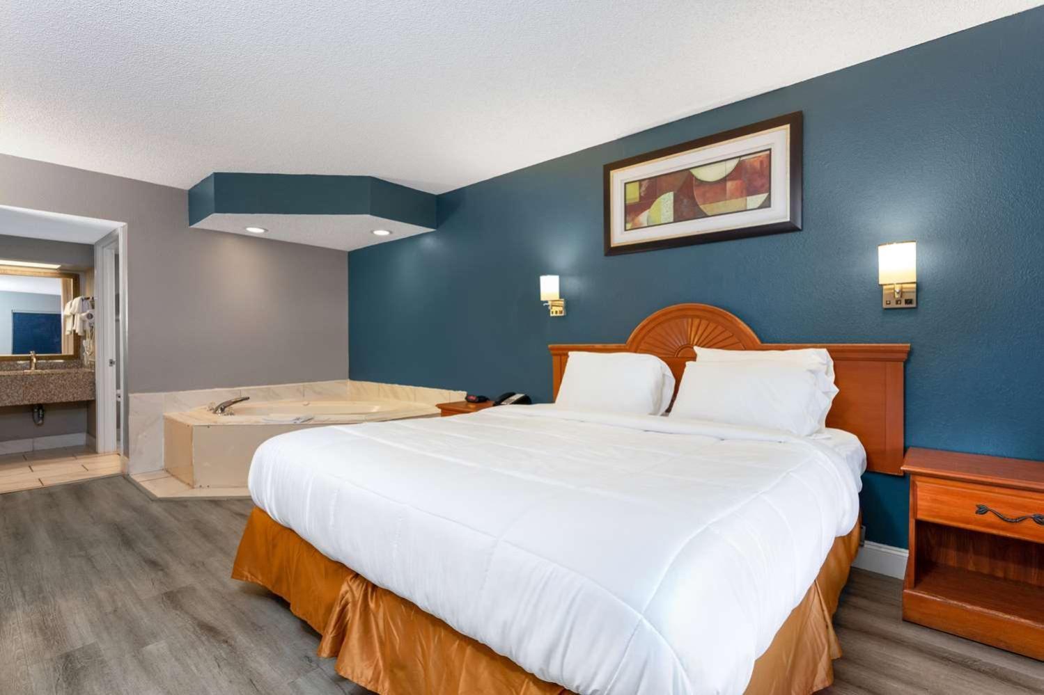 Hotel Baymont By Wyndham Marianna Exterior foto