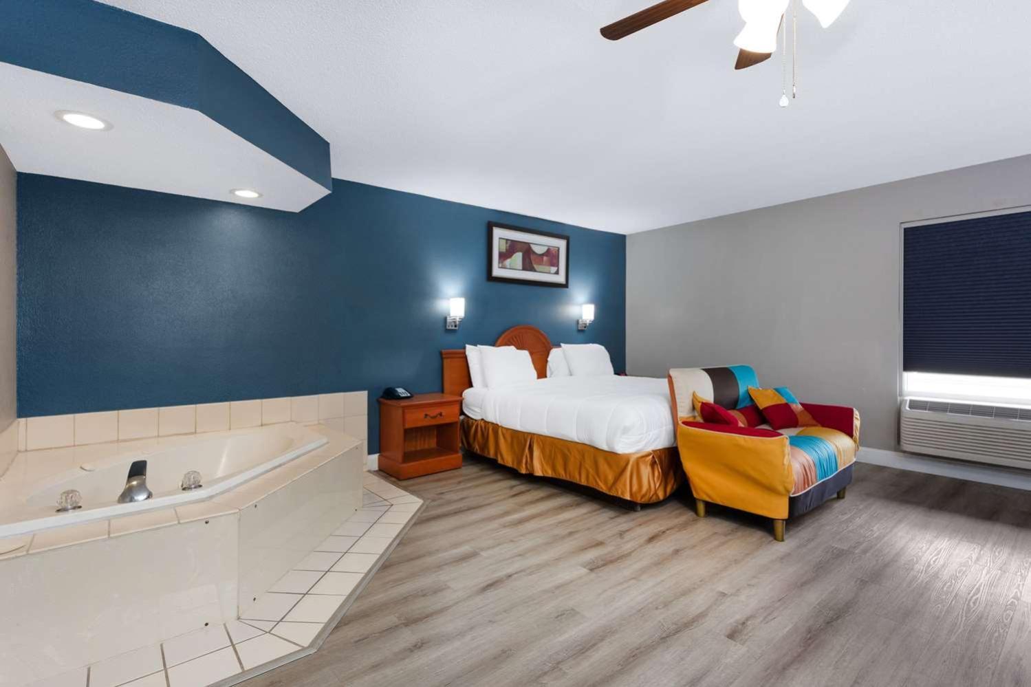 Hotel Baymont By Wyndham Marianna Exterior foto